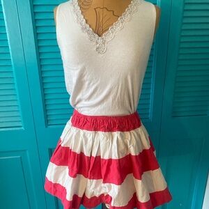 Abercrombie and finch kids skirt stripped white and red good condition